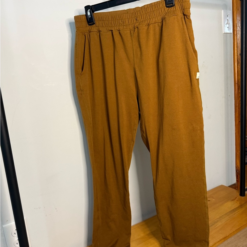 Vuori Performance Joggers
